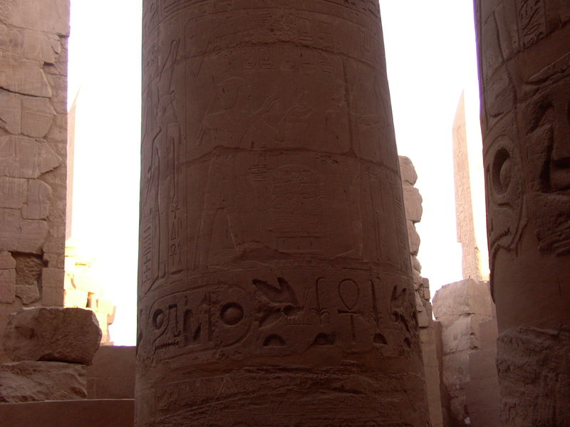 Saeulentempel_3.jpg
